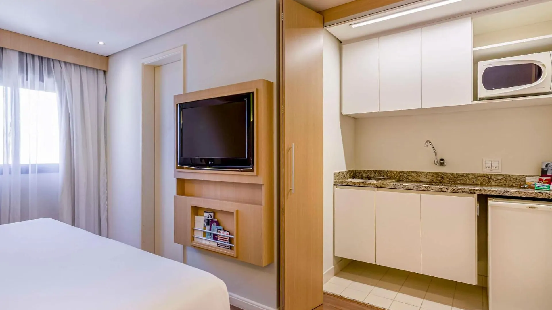 **** Hotel Mercure Sao Paulo Nacoes Unidas Brazil